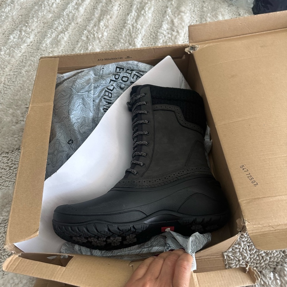 The North Face Women’s Shellista II Mid